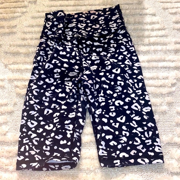 MUSCLE NATION - Picture 2 of 8